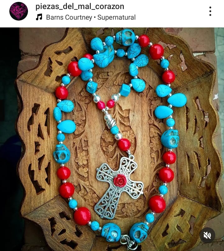 BadHeartMex's tweet photo. #coral, #turquesas y #calaveras ¿Se nota que me gusta la combinación? https://t.co/DBRxhGWKOn