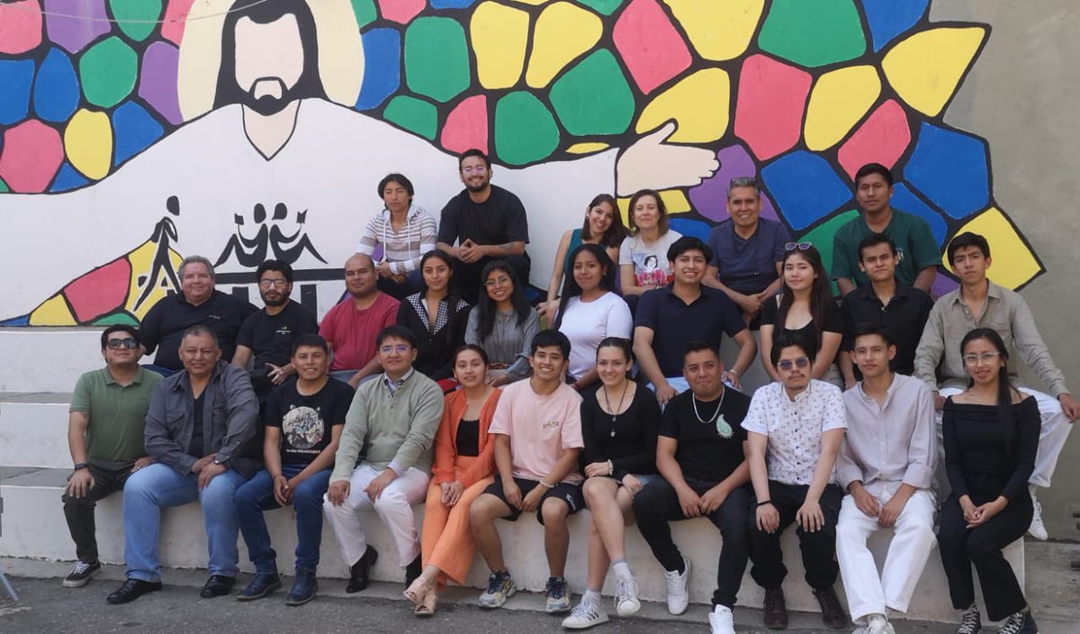 🚀🌍 ¡Gran noticia desde Tarija! El evento Startup Tarija: Turismo Hub reunió a 7 innovadoras startups que compitieron para crear la mejor propuesta de triple impacto basada en tecnología. Juntos, estamos revolucionando el turismo. 🌟✈️