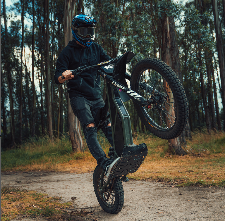 mountain_motos's tweet image. Easy wheelie - anytime, anywhere. ⚙ Kuberg Ranger🏍⚡.
#kuberg #edirtbike #wheelie #electricdirtbike #motocross #motocrosslife #electricmotorbike #KubergMotorcycle #kubergranger