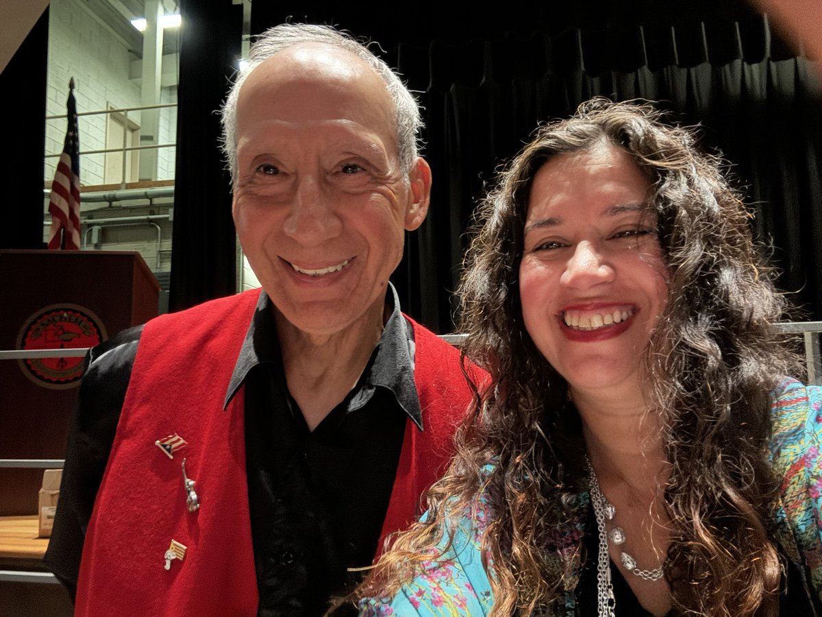 librarycreedon's tweet photo. Hispanic Heritage Celebration with musician and storyteller Felix Pitre. #CulturalHeritage #HispanicHeritageMonth https://t.co/LAtUmPT9NZ