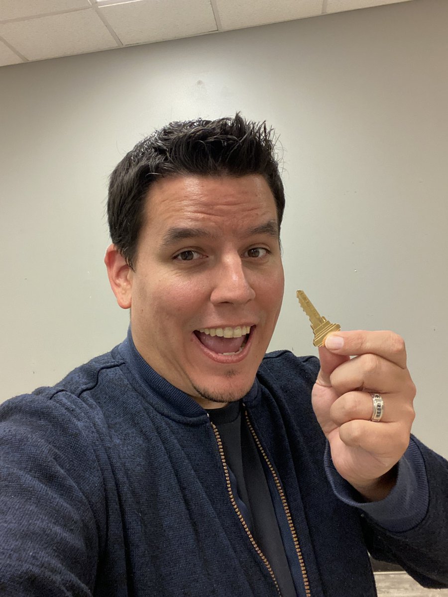 Raijinku's tweet photo. It’s official! #LegendsOfTheHiddenTable has a physical location! Now to get this place filled with goodies! #Lorcana https://t.co/Lgn4vWq7Uu