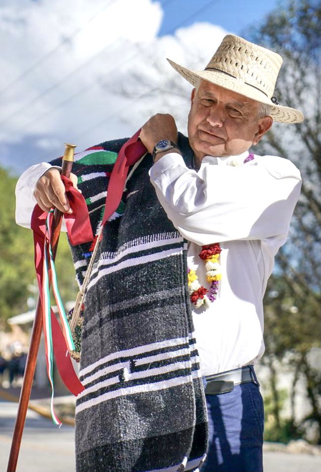 andreitav92's tweet photo. Te extraño AMLO🥺 https://t.co/4KClk0z8wM