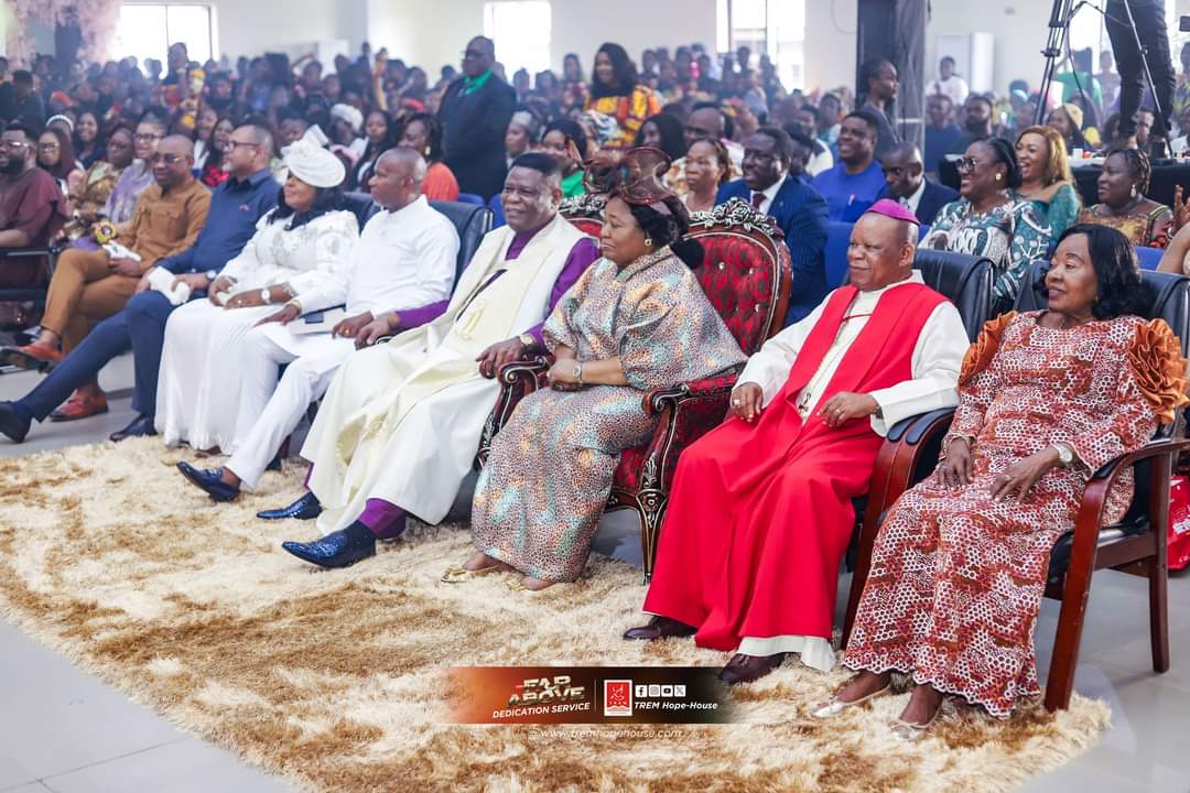 tremglorycenter's tweet photo. Photo Excerpts of our Special Sunday Service with Bishop Mike Okonkwo and Dr. Peace Okonkwo
#Churchdedication #Tremhopehouse #FarAbove #Gius2024 #BishopMikeOkonkwo #drpeaceokonkwo #GreatAndMightyThings https://t.co/KA7UvSlV7i