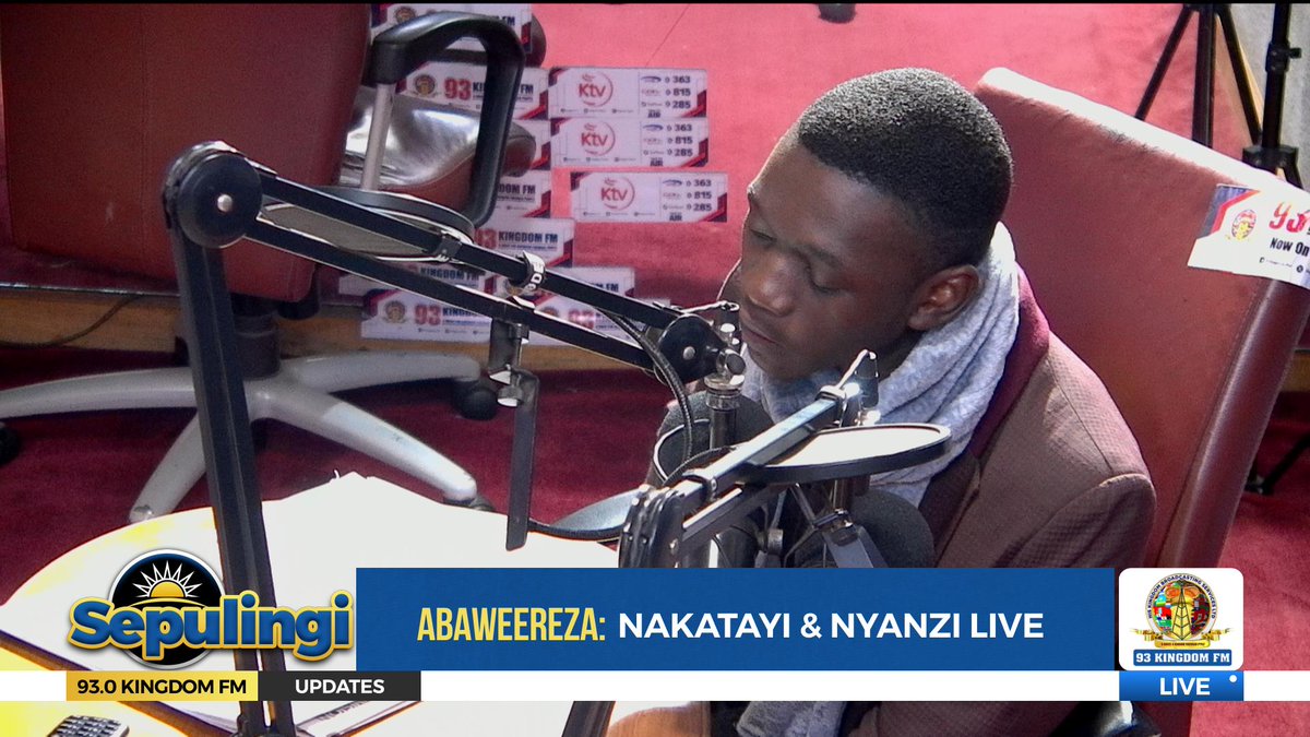 KingdomTVUganda's tweet photo. Ag'omumpapula mu #ssepulingi ne @ShadrakJoshua
live on @93kingdomfm .
#KTVUpdates #93kingdomfm #kingdommediaapp #ssepulingi https://t.co/RL7UsUF0Je