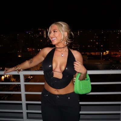 LexualFeeling's tweet image. Guess who’s back #NewProfilePic