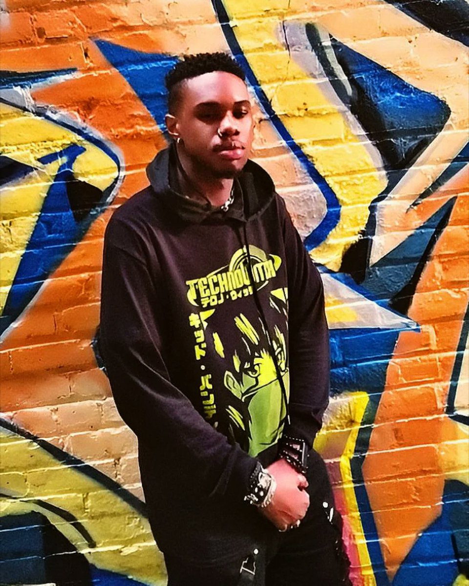 Malik_Nova96's tweet photo. "Shame On Me"
πΈ:
#headshots #modeling #model #printmodeling #printmodel #actor #acting #photography #photographer
#artist #fashion #punk #punkstyle #punkfashion #alternative #alternativefashion #gothic #gothicfashion #streetwear #streetwearfashion #gritty https://t.co/6vRYje80NE
