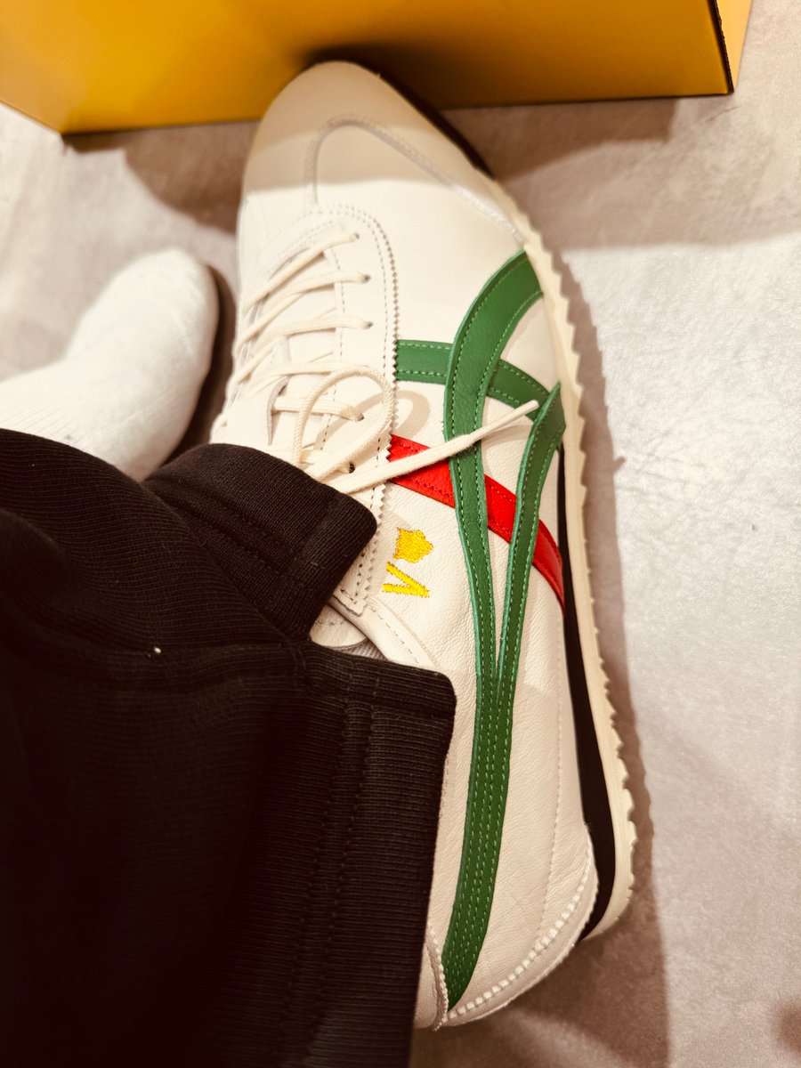 For All the Dogs…🐾

📸: <a href="/SBENS0N/">stephen.</a>