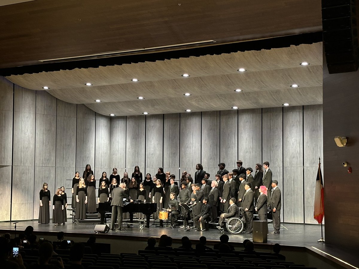 Connor Galloway (@king_g_teaches) on Twitter photo What an incredible <a href="/RockHillChoir/">Rock Hill Choir</a> fall concert! The talent of our students never ceases to amaze me!! #RockSolid <a href="/RockHillHS/">Rock Hill High School</a> What an incredible <a href="/RockHillChoir/">Rock Hill Choir</a> fall concert! The talent of our students never ceases to amaze me!! #RockSolid <a href="/RockHillHS/">Rock Hill High School</a>