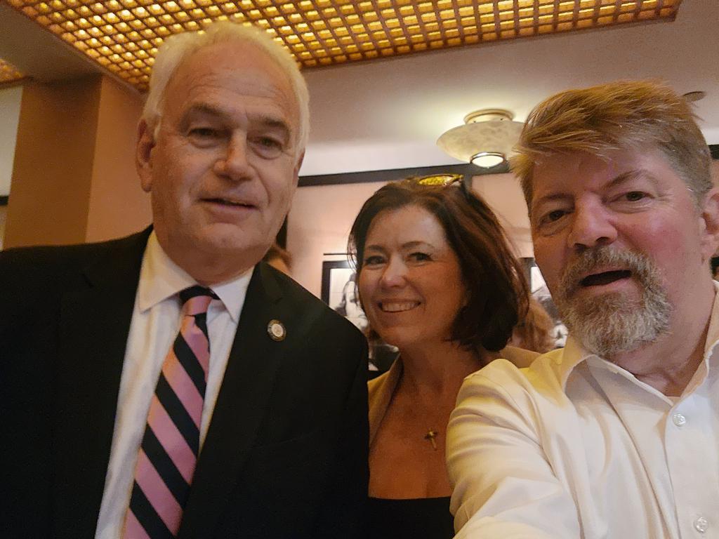 Andrew Fine (@afineblogger) on Twitter photo Great event tonight by <a href="/OneCityRisingNY/">One City Rising</a> "Common Sense Cocktails" with guests <a href="/BobHoldenNYC/">Robert Holden</a> <a href="/JeniferRajkumar/">Jenifer Rajkumar</a> <a href="/ycinnewyork/">Yiatin Chu</a> and great work by <a href="/nycpix/">Melanie</a> and <a href="/Maria4Dist6/">Maria Danzilo</a> .Great way to spend a couple hours before the debate. So nice to see a packed room of good intentioned moderates. Great event tonight by <a href="/OneCityRisingNY/">One City Rising</a> "Common Sense Cocktails" with guests <a href="/BobHoldenNYC/">Robert Holden</a> <a href="/JeniferRajkumar/">Jenifer Rajkumar</a> <a href="/ycinnewyork/">Yiatin Chu</a> and great work by <a href="/nycpix/">Melanie</a> and <a href="/Maria4Dist6/">Maria Danzilo</a> .Great way to spend a couple hours before the debate. So nice to see a packed room of good intentioned moderates.