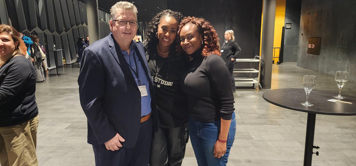 MoodDisordersCa's tweet photo. We are so pleased to have attended the @ISBD4 annual conference at Harpa in Reykjavik, Iceland! It was an incredible opportunity to connect, network, and learn alongside international colleagues dedicated to improving the lives of those living with Bipolar Disorder. https://t.co/3o44KfxpBl