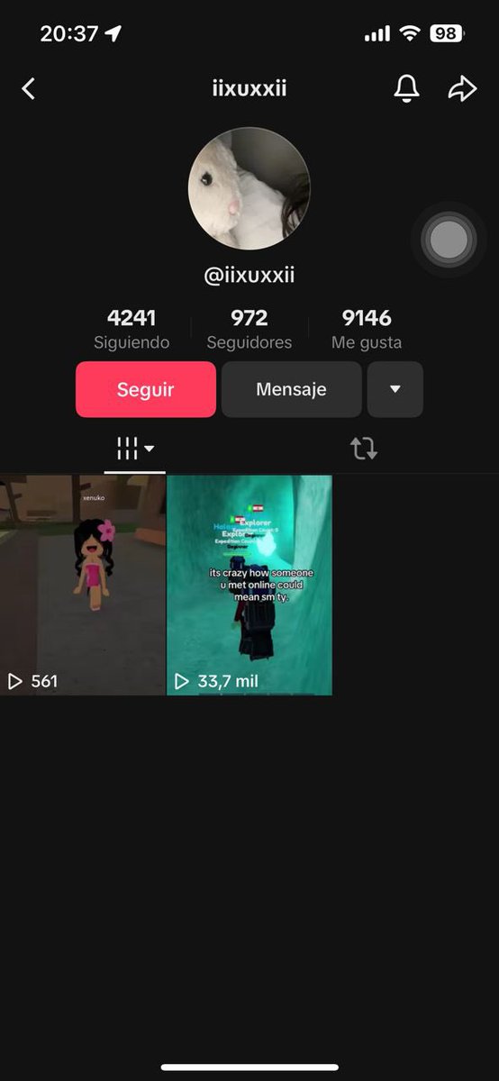 nikiliskz's tweet photo. esta maldita perra es una estafadora. Me escribió en murder diciendo que me iba a hacer un dibujo de roblox de mi avatar, tuvimos una conversación en discord y me dijo que tenía que unirme a su grupo de roblox, al unirme me pidió iniciar sesión
#murdermystery #roblox #estafa https://t.co/BGSIZBFa3i