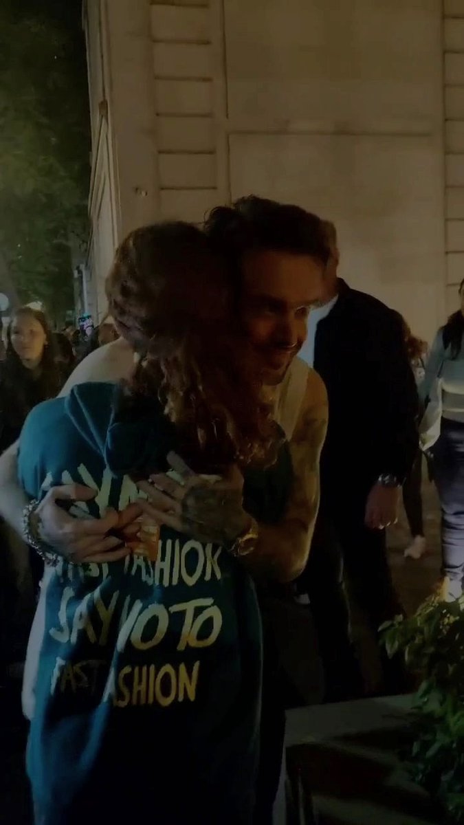 emma_fariasss's tweet image. NO SE PUEDE SER MÁS TIERNO 

LIAM TE AMO🫂💙