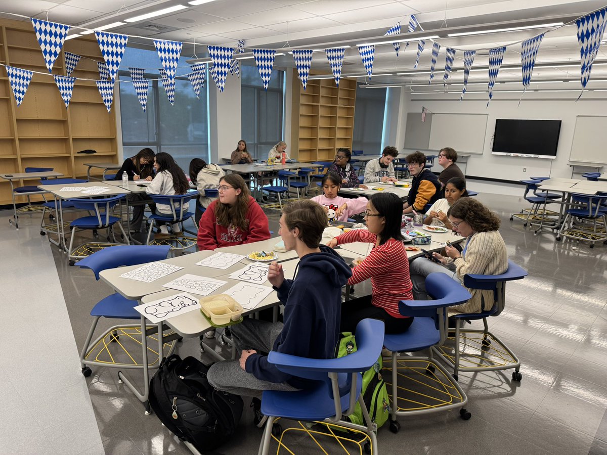 JSkonier's tweet photo. National German Week at the high school! We had a Gummy Bear Bash during Lunch and Learn. Students learned about the origin of the treat and then enjoyed sampling a variety of them. Do you know why it’s called Haribo? @UpperMerionSD @FrauHudak #NationalGermanWeek https://t.co/vduSiPsMeF