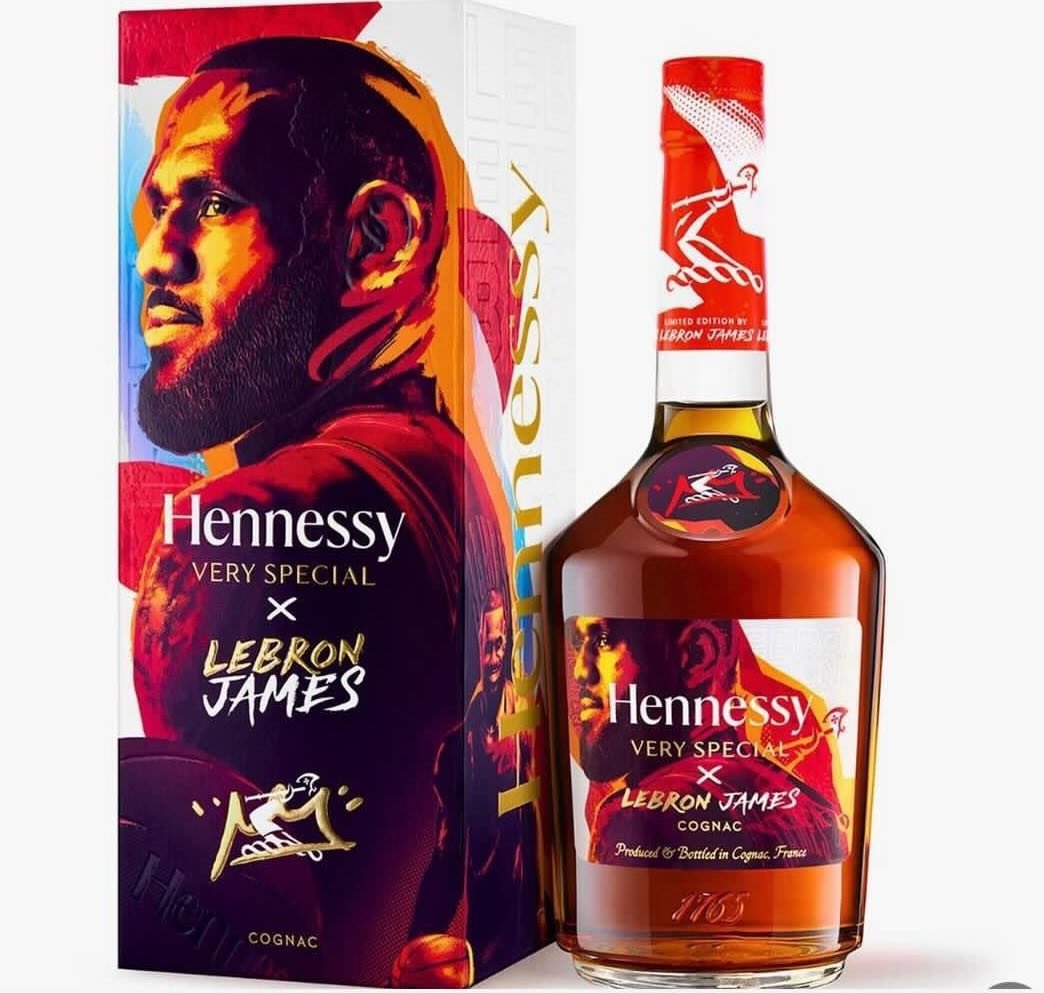 Hoopss's tweet photo. I need that Bron in my body https://t.co/3u60YGyJrh