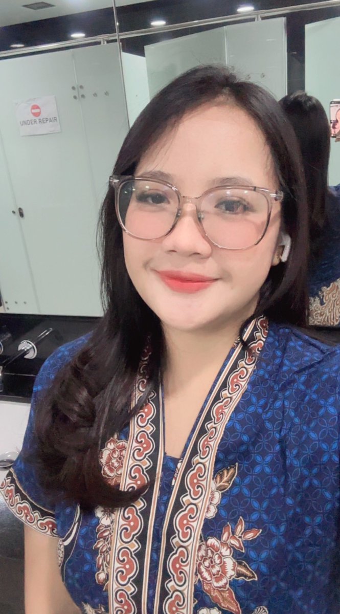 floraLtria's tweet photo. Bu gulu 🤣 https://t.co/UZqlFbUnMz