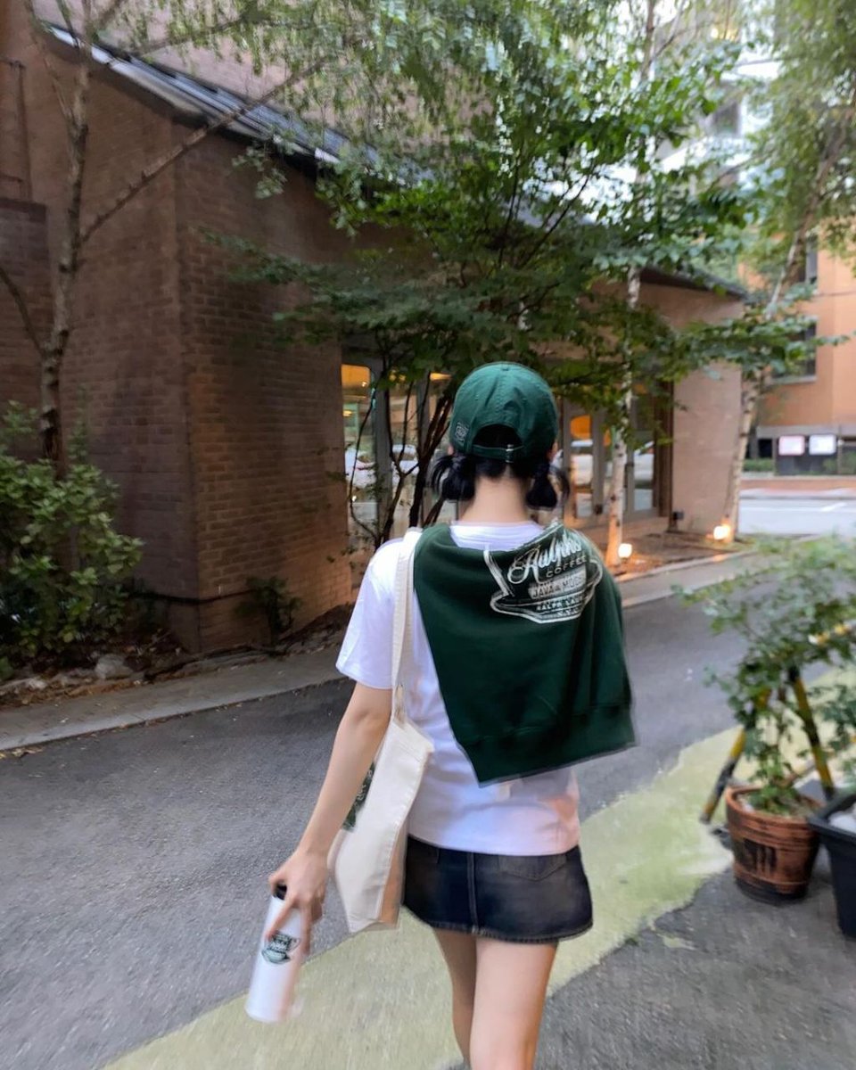 Tsuki tweet media
