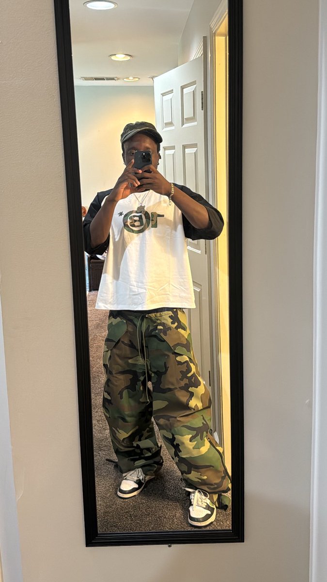 Kalv_1B's tweet photo. ima start droppin fit pics on here 🪖🫡 #fashion #streetwear https://t.co/tZVdUylu8r