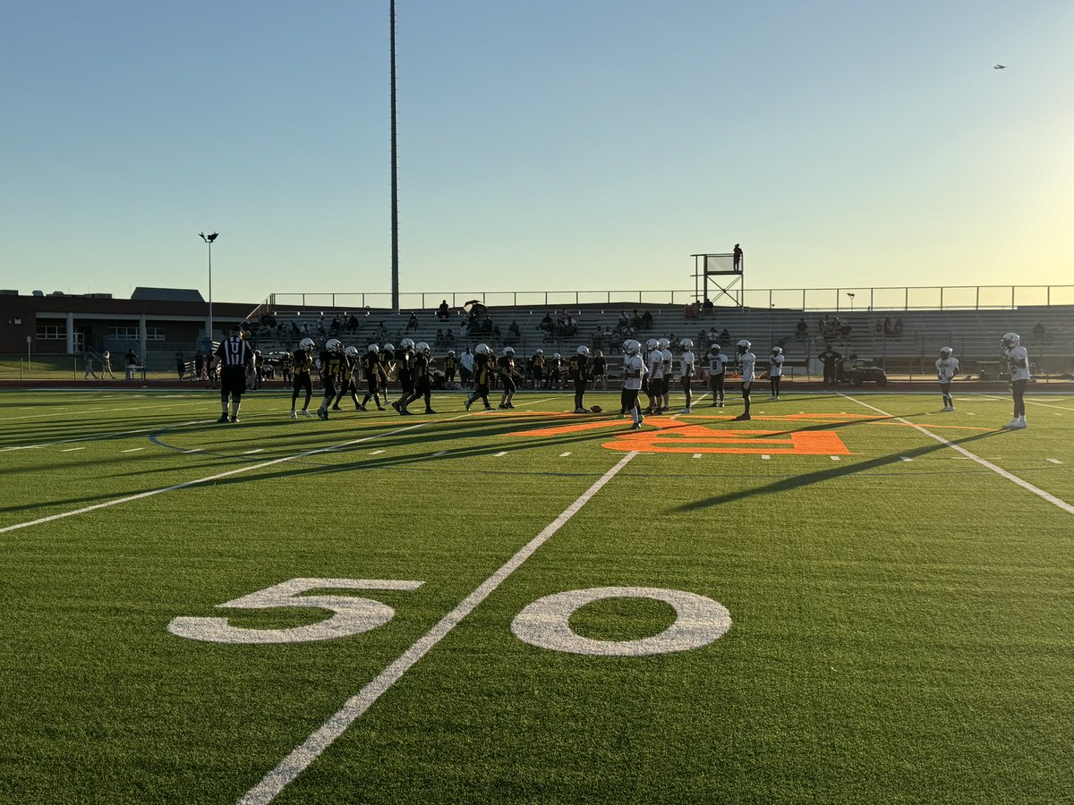 Great catching 2 of our feeders in <a href="/BarnettJHS/">Barnett Junior High School</a> &amp; <a href="/WorkmanWildcats/">Workman Wildcats</a> getting after it yesterday and today #eat #family #BBAW