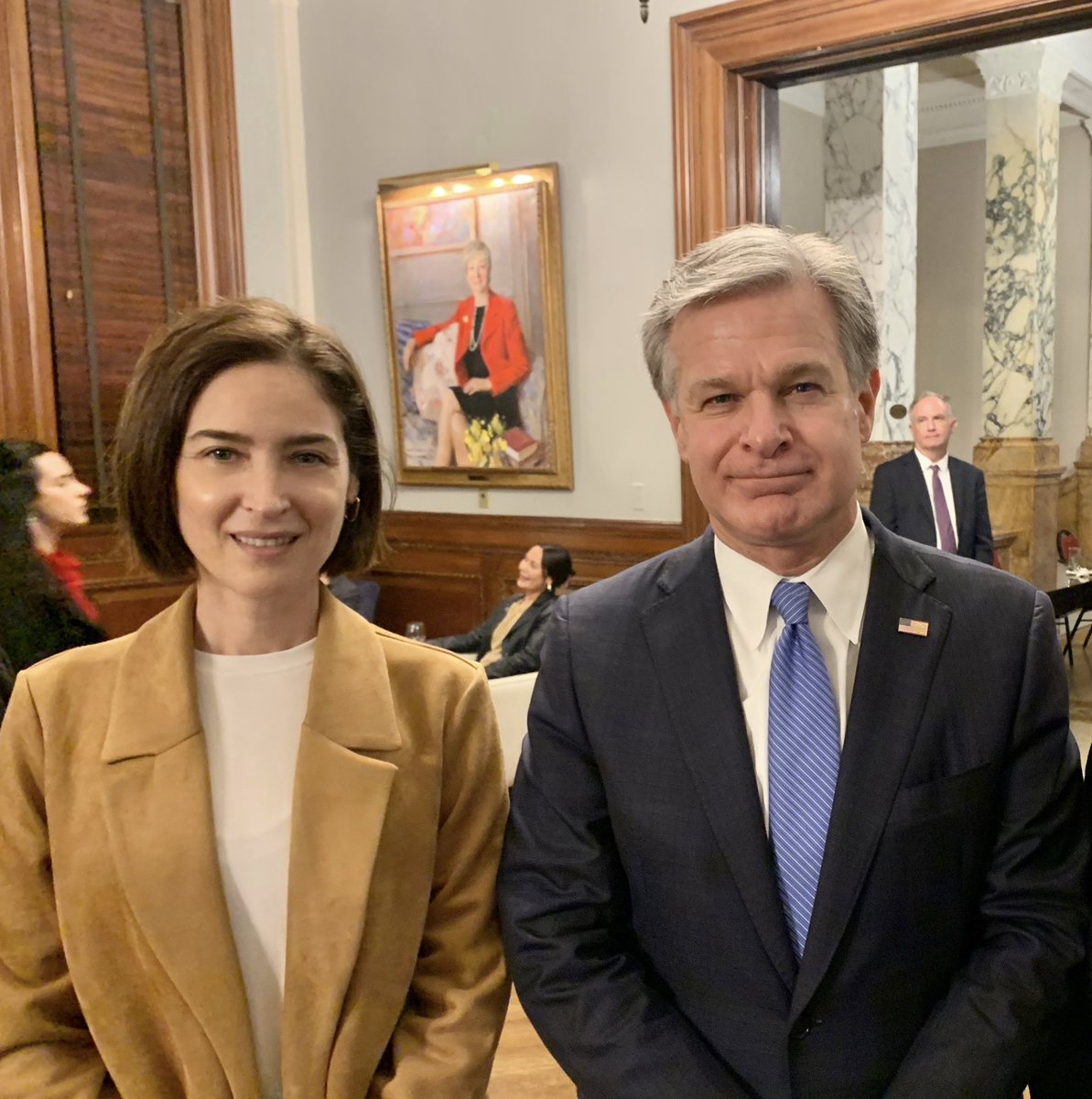 MaFernandaGzz's tweet photo. FBI Director Christopher A. Wray was featured tonight in the “Outstanding Lawyer Series” at the New York City Bar Association. https://t.co/XETb3kJg6Q
