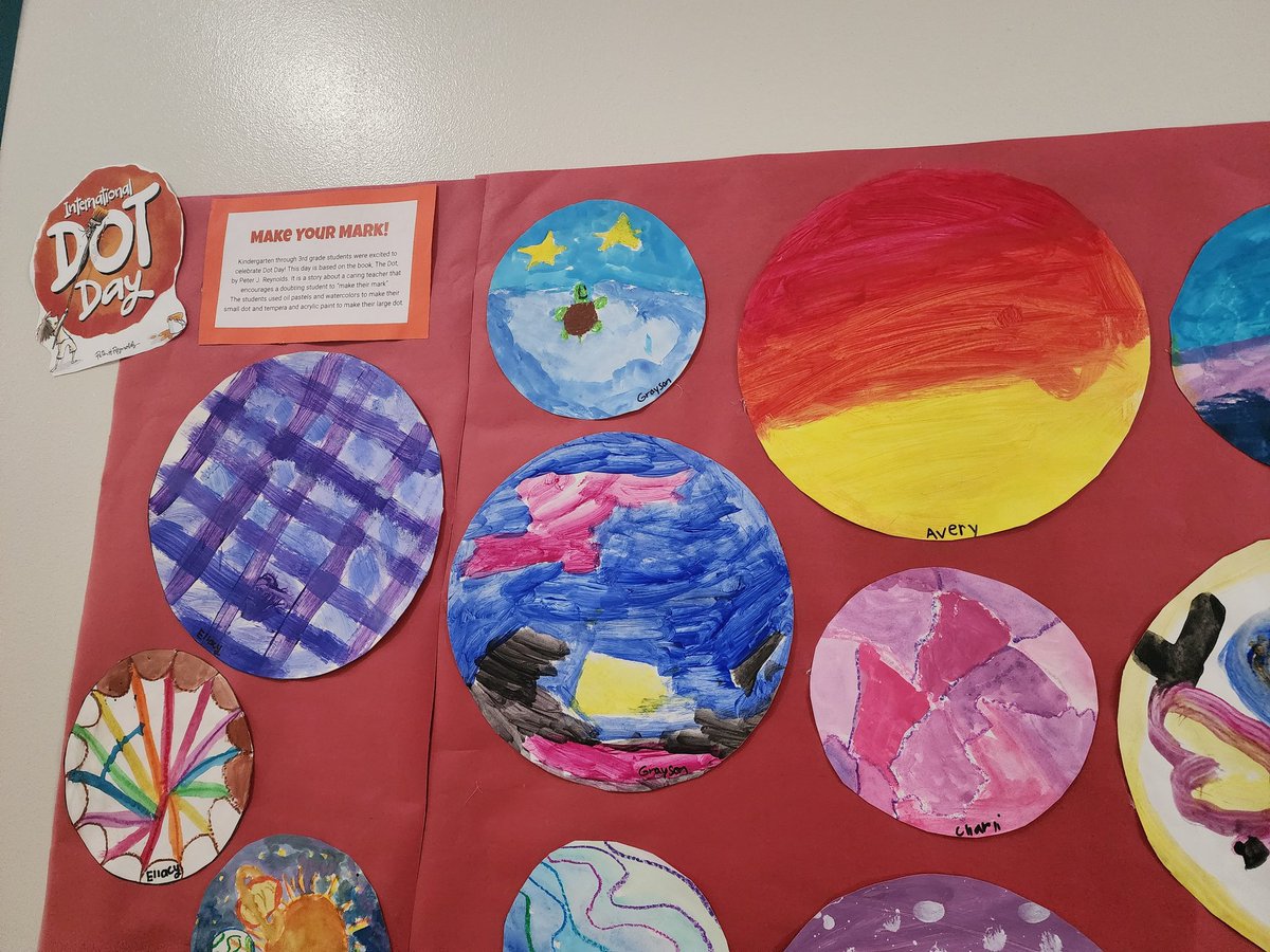 OdsSrawh's tweet photo. Check out these International Dot Day dots ... qué fabulosos!! @AlumniOakhill @MaggieMNewhouse @OakhillDay https://t.co/49xUBc6iA4