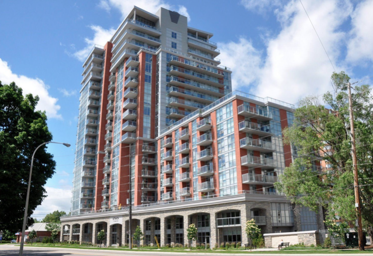 HLoveHamilton's tweet photo. #SuccessfullySold - The Strata, Burlington🌆 Are you interested in buying, selling, or leasing? Contact HomeLoveHamilton@gmail.com 🖥️ or call 905-648-3000 ☎️
Visit HomeLoveHamilton(dot)com for more! 🤳
Click on the link👇
https://t.co/hQzJQZGZg9 https://t.co/iJszXijiuM