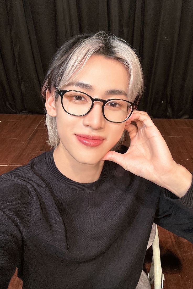 โฐ basil โฐ || ๐ยนยน ๐ tweet media