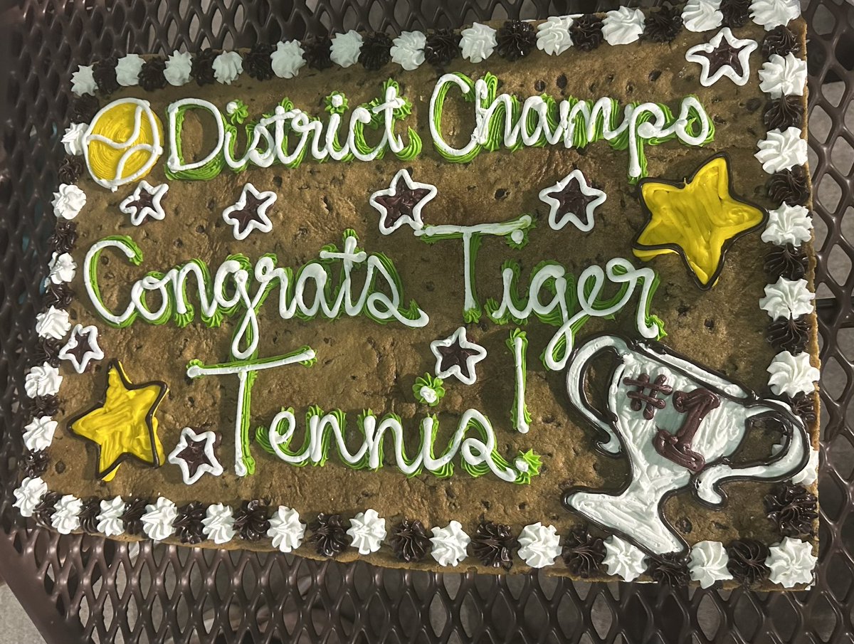 ConsolTennis's tweet photo. District Champs!!!! https://t.co/QB2mKI0ZE3