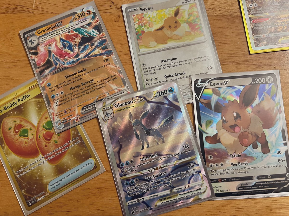 ruinemblem's tweet photo. bf got most of the good pulls but i would say it was a pretty successful evening 🙂‍↕️ https://t.co/lnS7bRUsGC