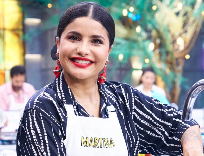 mundorealitycol's tweet photo. Juguemos un rato, ¿entre Martina y Paola, quién te gustaría que ganara esta temporada?  RT si Martina // Like si Paola #MasterChefCelebrityColombia  #MasterChefCelebrityCol  #MasterChefCelebrity https://t.co/ibhvpEPlab
