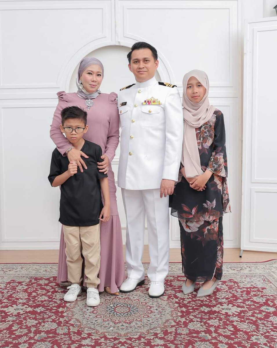 Arsheeda's tweet photo. To get a perfect shot is merely impossible coz we're perfectly imperfect! Embracing our autism life 🫰

Cheers to all military autism parents out there 🙌 May Allah grant all of our struggle, tears &amp; sadness with Jannah. Aamin ya rabbalalamin.

#livingwithautism #embracingautism https://t.co/HH8AABvFSf