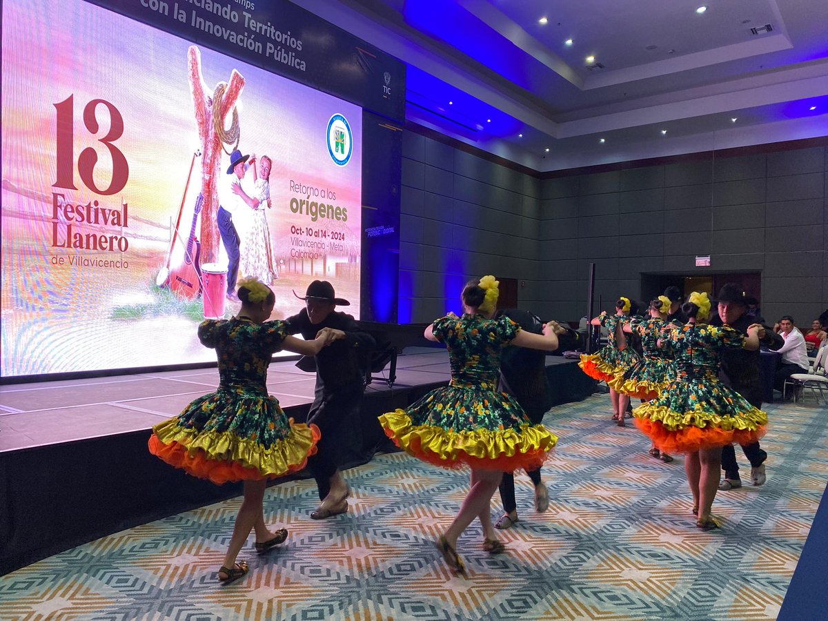 villavoturismo's tweet image. #TalentoTECH
#Villavicencio || En el lanzamiento del programa Alta Gerencia Pública de TIC, que impulsará la transformación digital en Villavicencio y Colombia entera, promocionamos ante gobernadores, alcaldes, líderes TIC y público en general, nuestro 13° Festival Llanero. 🤠