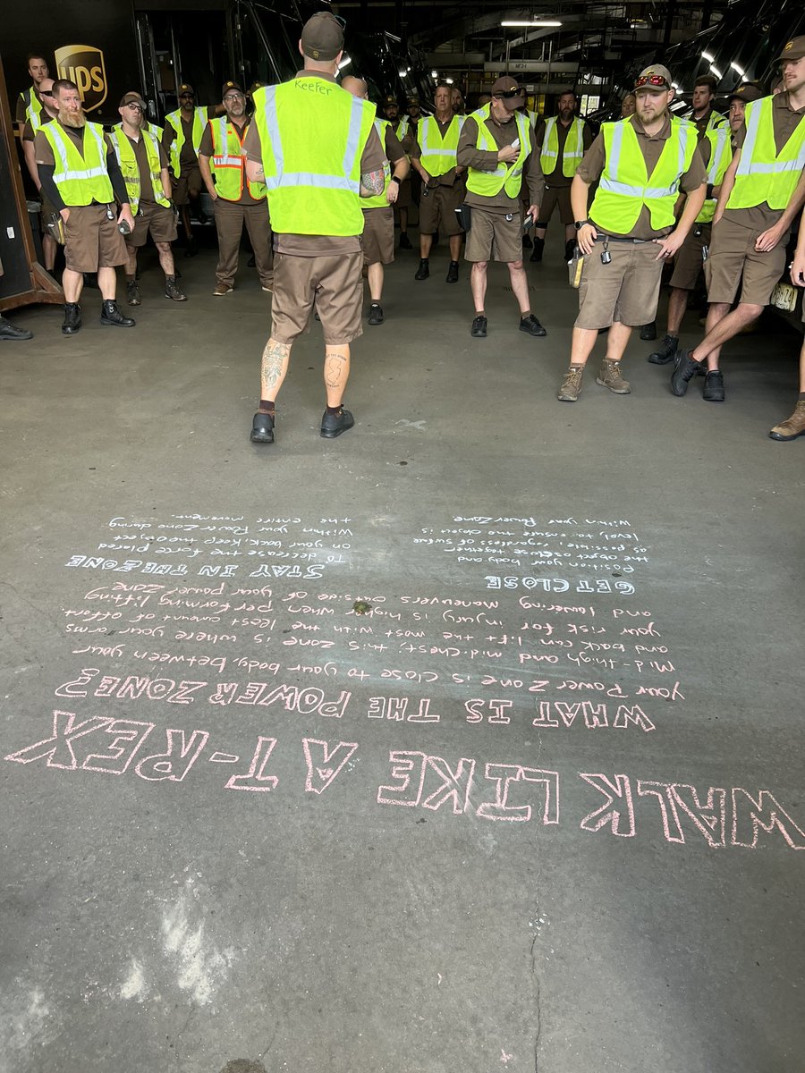 UPSManJohn's tweet photo. If it’s Tuesday, it’s time for our #GuardGateActivity and Calvin is talking about our power zone and being like a T-Rex. Your power zone runs from your mid thigh to your mid chest and works best when you keep what you are carrying close to you, like a T-Rex!! 🦖 https://t.co/oQJc1qP2OP