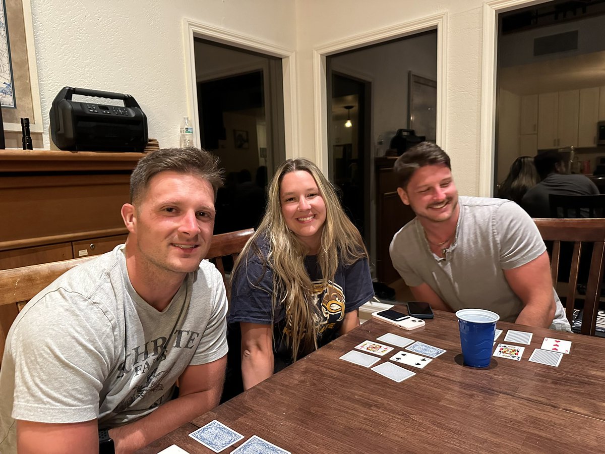 KtorbyT's tweet photo. Love this man, the sweet, caring humans we created, and our many adventures! Cheers to our next 30 years!💜 https://t.co/hAEZZRodlP