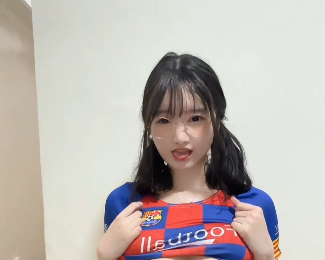 99Gendhis's tweet photo. Arachuu_barcelona🔥
https://t.co/DCyTV89ZvI https://t.co/iVjFXnP4a3