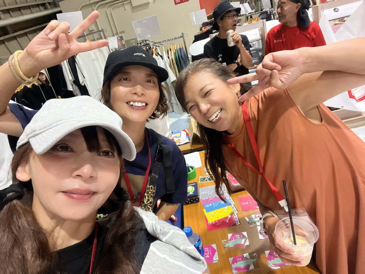 do_framingo's tweet photo. 今年のストリームラインw
なんとなんと、くじ引き大会でTIMBERのデッキを頂いちゃいました🩷
もう死ぬかもしれない💦

今年は、ももちゃんと、サチさんが受付手伝ってくれて大助かり🩷🩷 https://t.co/WjR3yHh9O2