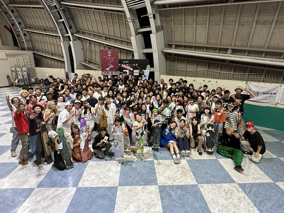 do_framingo's tweet photo. 今年のストリームラインw
なんとなんと、くじ引き大会でTIMBERのデッキを頂いちゃいました🩷
もう死ぬかもしれない💦

今年は、ももちゃんと、サチさんが受付手伝ってくれて大助かり🩷🩷 https://t.co/WjR3yHh9O2