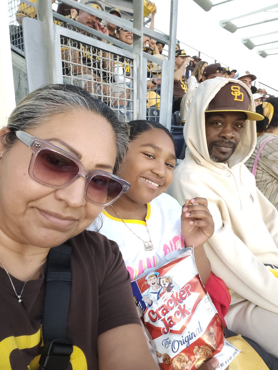 ajraider79's tweet photo. #ForTheFaithful #GoPadres https://t.co/PMYyhDNGDa