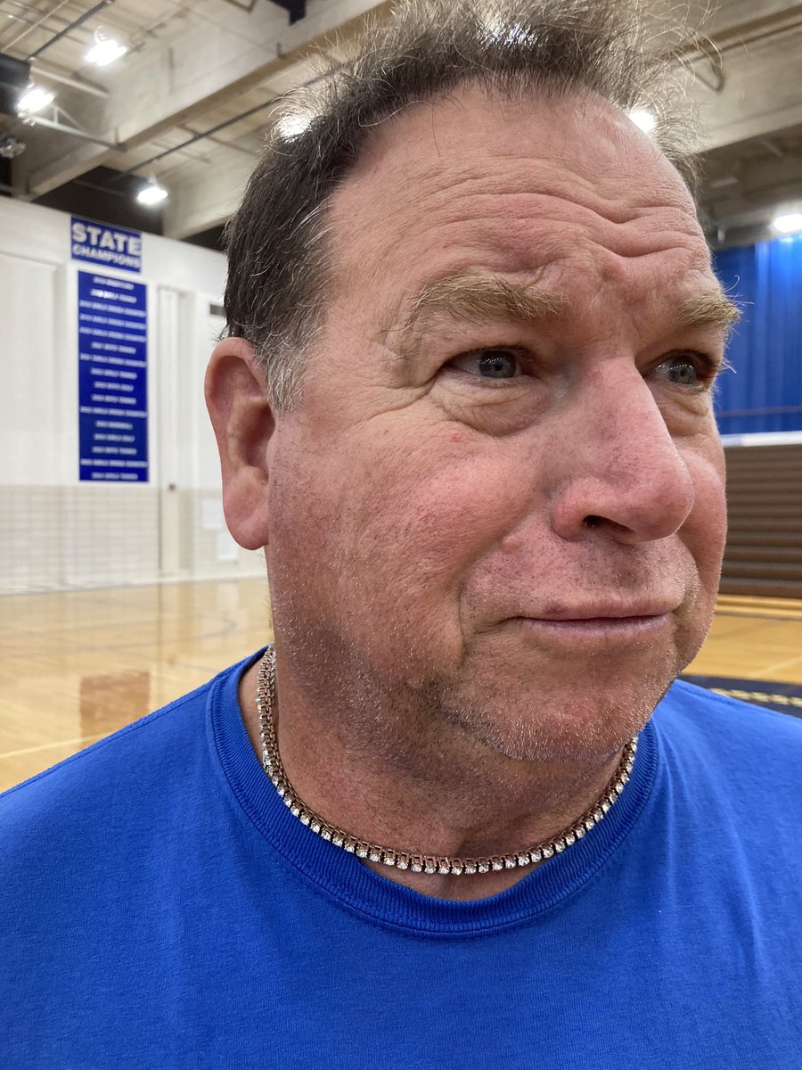 How you like my necklace? <a href="/AllenJacian/">Jacian Brown-Allen</a>