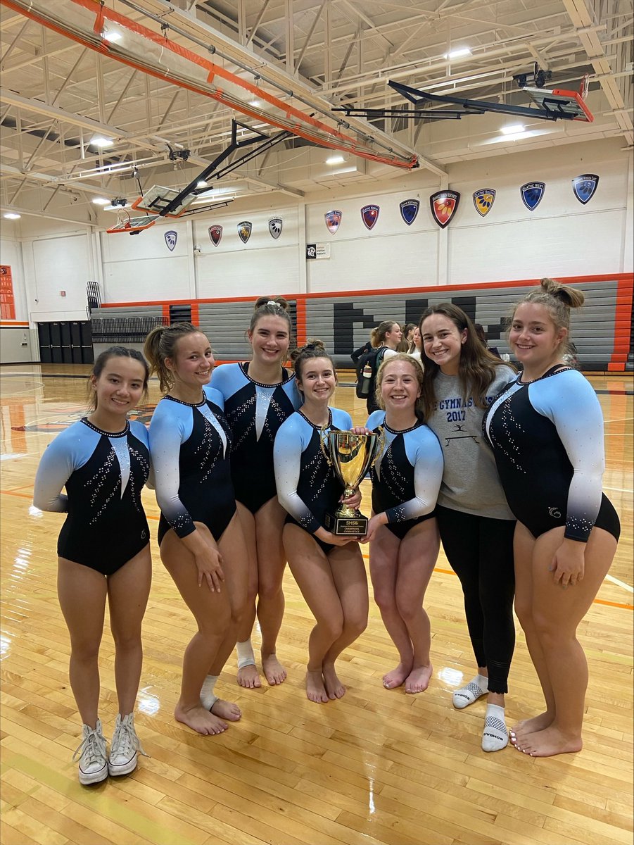SMEastLancers's tweet photo. GYMNASTICS

LANCERS WIN! 

District Champions! 

SME wins the SMSD District Gymnastics meet! Congratulations Lancers! 
@smsd_Gymnastics https://t.co/QkQKQY9MzV