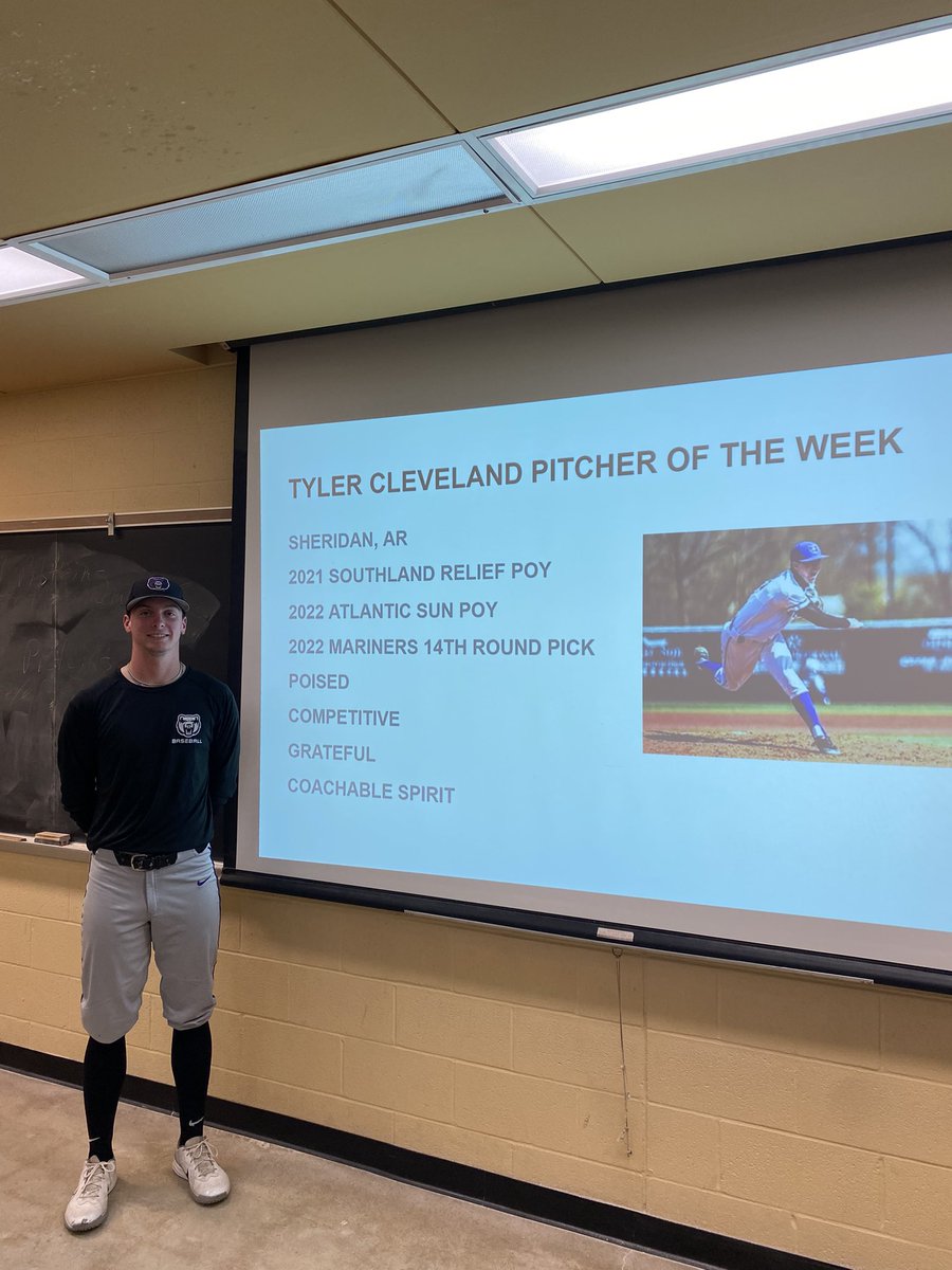 UCABearBaseball's tweet photo. WEEK 3 PLAYERS OF THE WEEK🐻

Tyler Cleveland Pitcher of the Week - Jake Pannell

Marquis Riley Position Player of the Week - Owen Tracy

#FightFinishFaith 
#ProtectTheBear https://t.co/LNTLveRl00