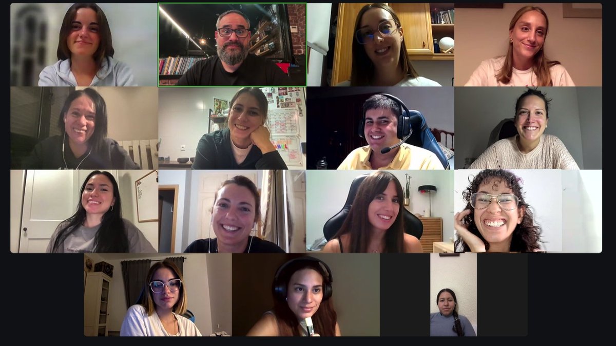 Nanaxhicorzo's tweet photo. Hermosura de Bootcamp!! 🥹
Community Manager
 {@aulaCM} 🔝
Mis compis Sooo Cute!! 🫶🏻
Clase 5: 🤯
Última Sesión con @abuenocm 
Chapó prof!! ✨ https://t.co/vVIqR3YrNB