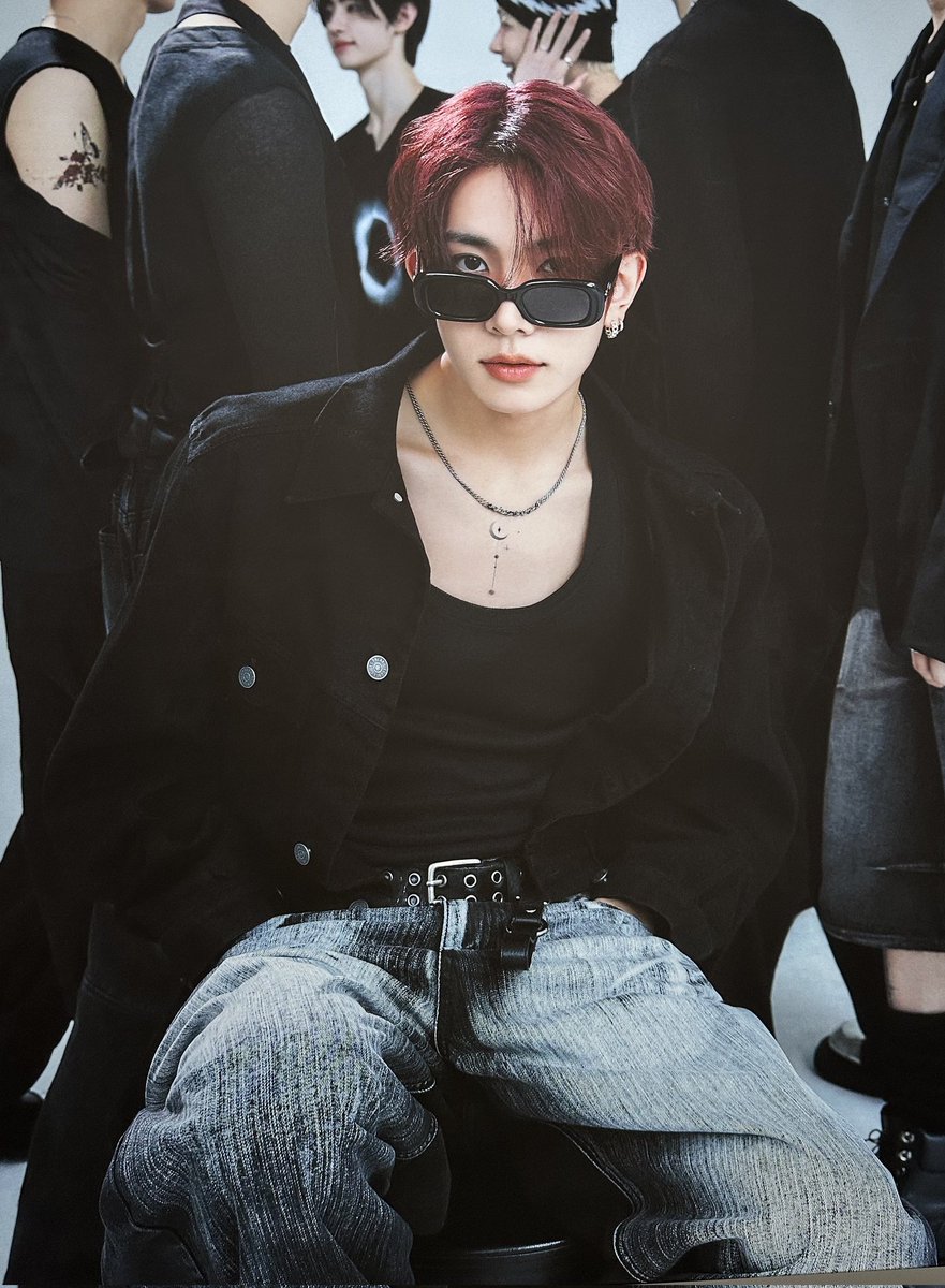 โหหห อัยพิฮีซึงงง คือขออวยยศรูปงาน UNSEEN ดีเกินไปปะ หล่อเท่เซะซี่มาครบ ㅠㅠㅠㅠㅠㅠ