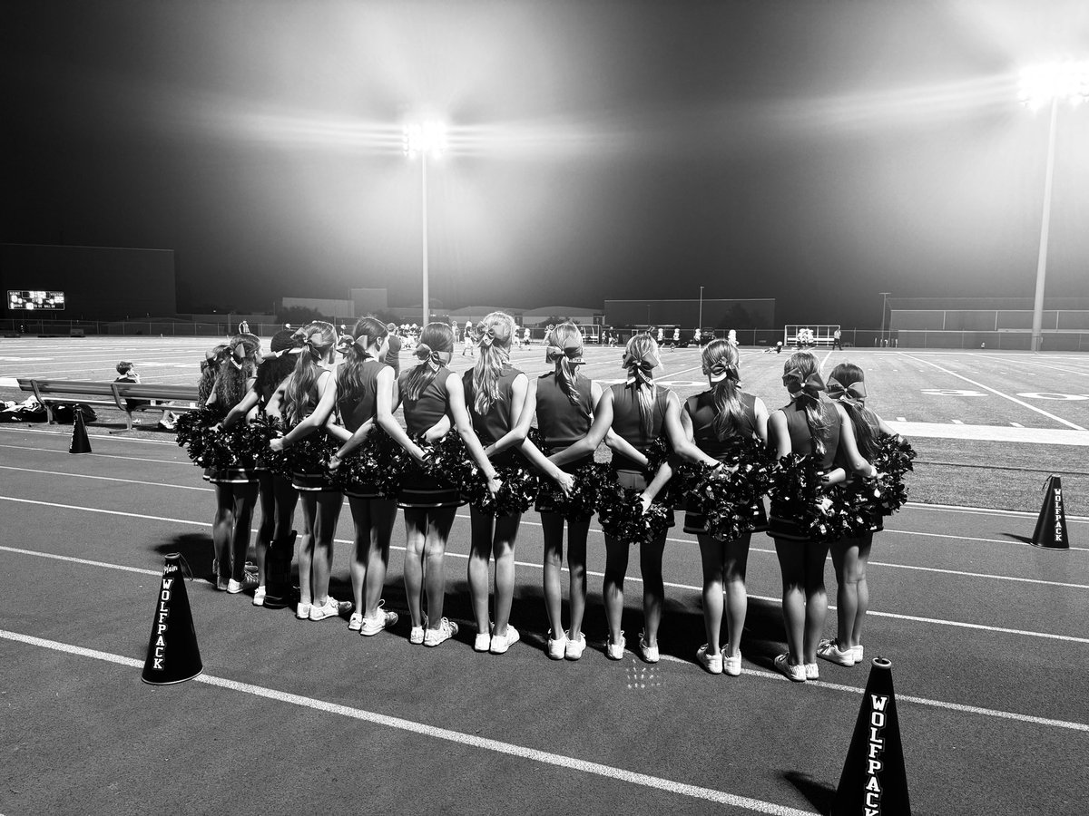 Sarah Hill tweet media