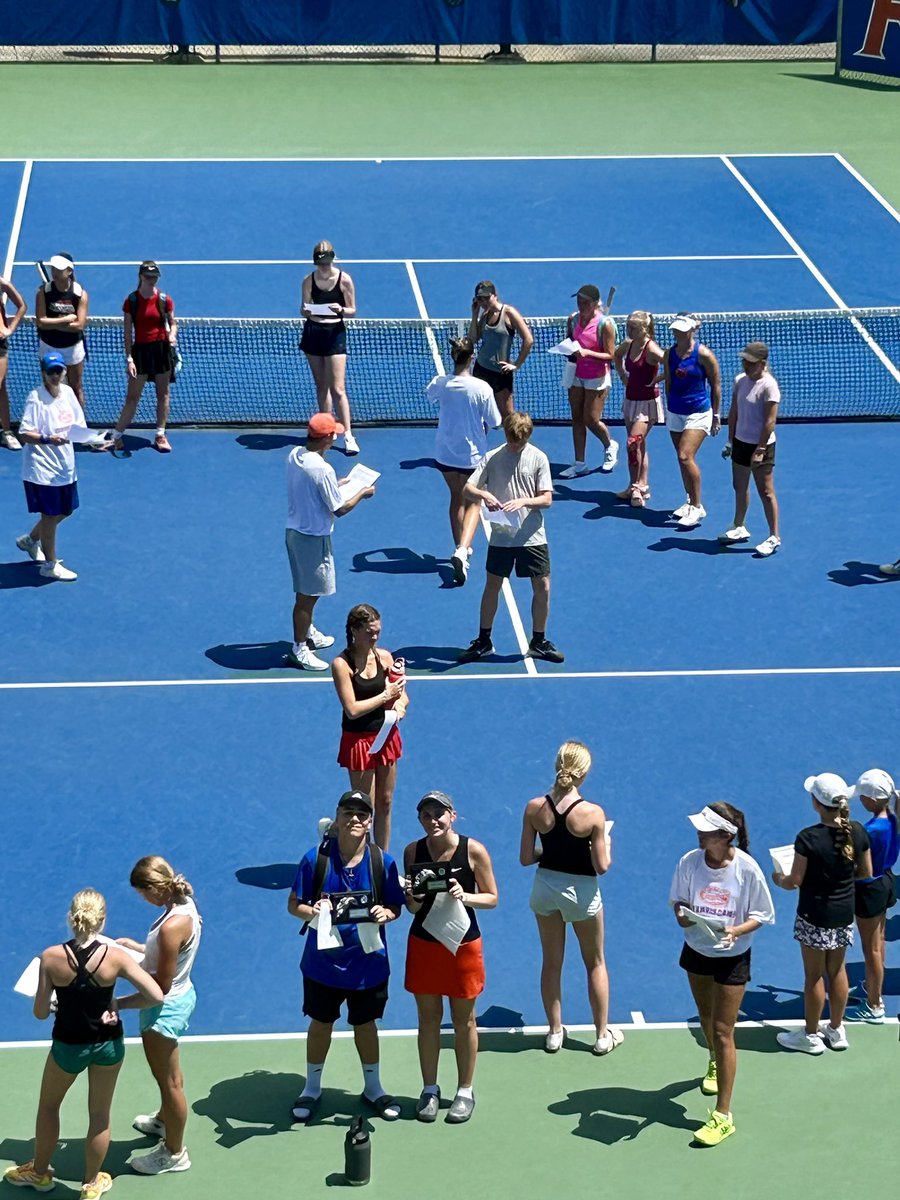 rgordontennis's tweet photo. Looking back at my time at UF Tennis Camp over the summer! Walked away with Camper of the Week and lots of new skills! Thank you @UF for hosting such a great camp! https://t.co/tbfvwQrmGt