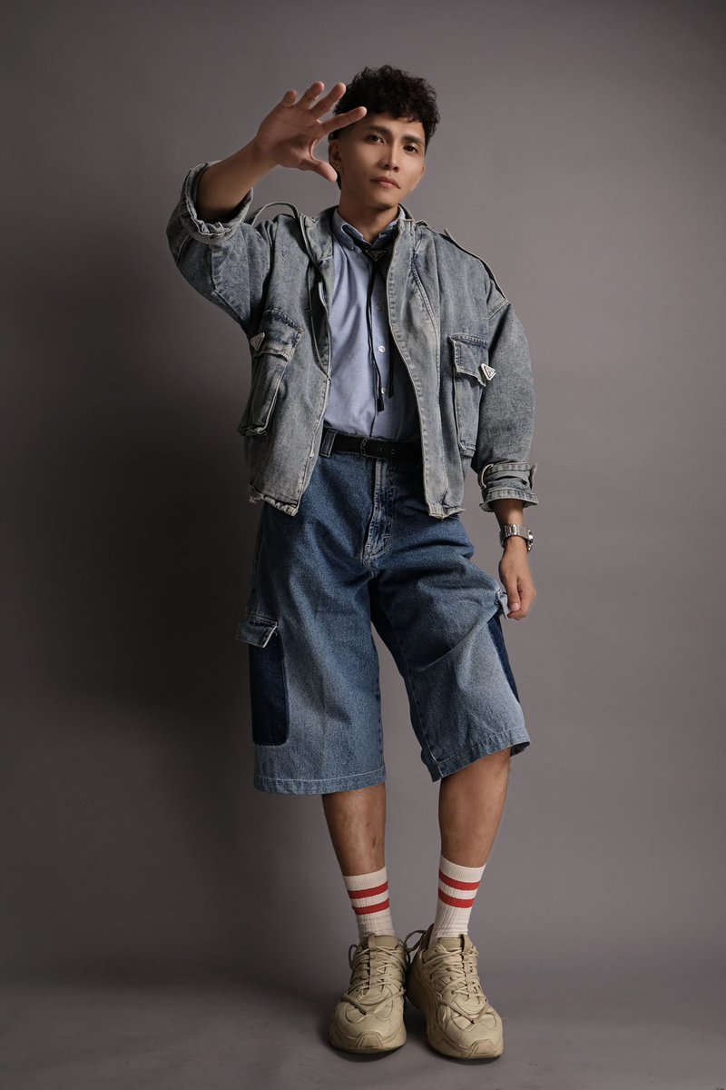 jeeepjeeep's tweet photo. Denim✨ https://t.co/TQwTEfmdqc
