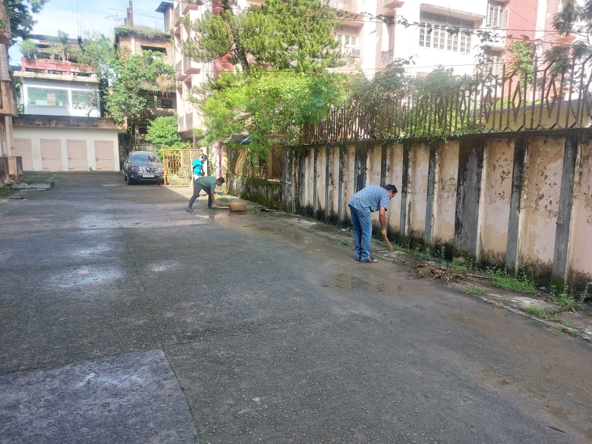 amitsenn's tweet photo. Swachhata Sewa carried out in Assam Circle BSNL #SBD2024 #SHS2024 https://t.co/FlitY2UiYj
