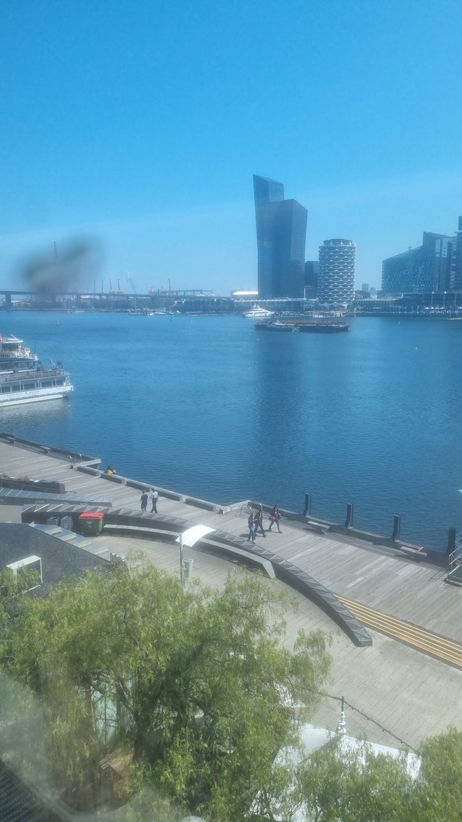 Mellydons's tweet photo. #workviews https://t.co/ZLh9Wa5xh3