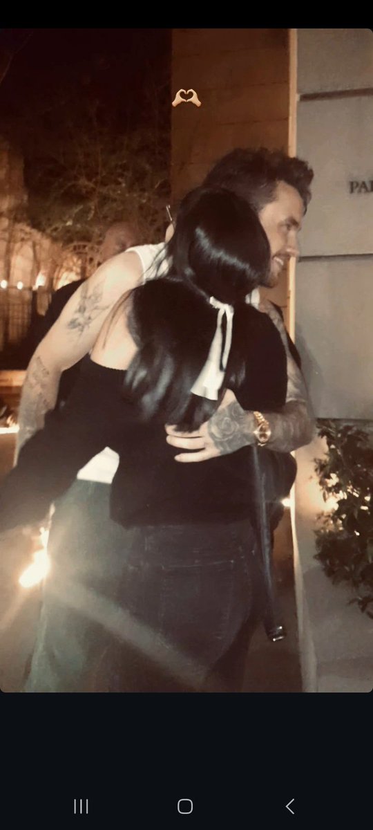 irisvoragine's tweet image. @ArgentinaLiamP no puedo creer lo lindo que es 😭 
@LiamPayne