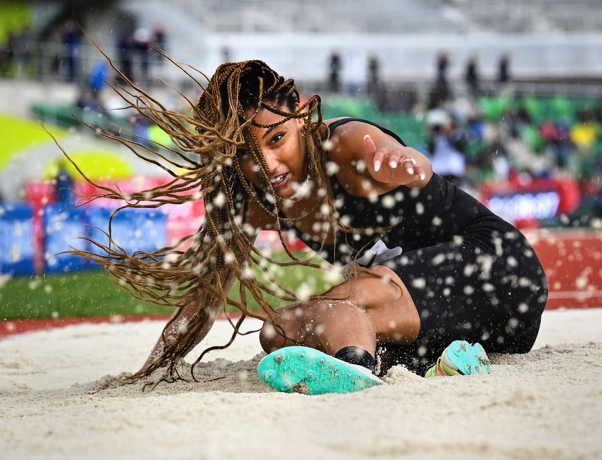 ⚡️flashback⚡️Tara Davis Woodhall, Pre Classic 2022.
.
.
.
.
.
#taradaviswoodhall #longjump #preclassic #usatf #trackandfield #jeffcohenphoto #athletics @_taarra_ instagr.am/p/DAmtuKlPkWO/
