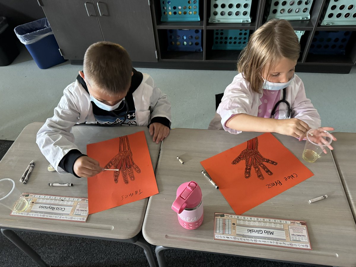What a great day! <a href="/Anchor_Pointe/">Anchor Pointe Elementary</a> 1st graders reviewed our human body unit as “doctors”.  Then, nurse Jill came and answered lots of questions! Second year of using the lab coats and stethoscopes from the <a href="/BPSF92/">Bennington Public Schools Foundation</a> grant!  🩻🩺